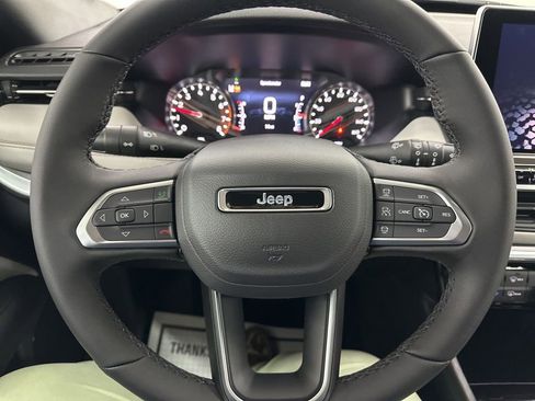 New 2026 Jeep Compass Limited AWD/4WD image 31