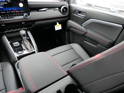 New 2026 Chevrolet Colorado Z71 w/ Technology Package image 15