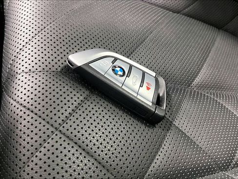 Used 2023 BMW X5 xDrive40i w/ Premium Package image 10