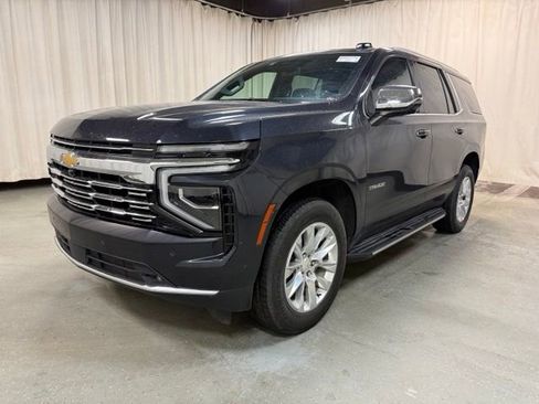 Used 2025 Chevrolet Tahoe Premier AWD/4WD image 11