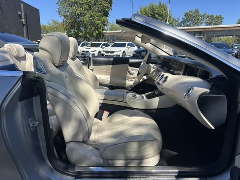 Used 2017 Mercedes-Benz S 550 Cabriolet w/ Sport Package image 18