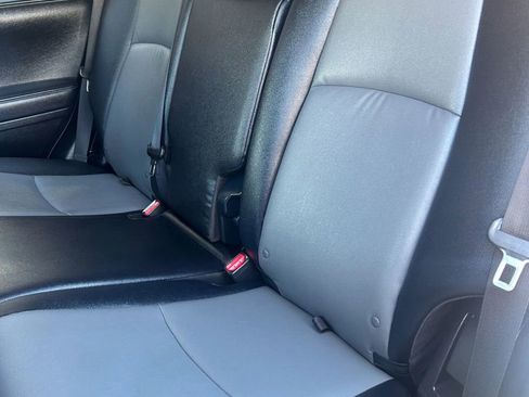 Used 2014 Toyota 4Runner SR5 Premium image 33