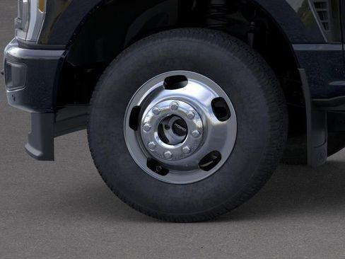New 2026 Ford F350 Platinum AWD/4WD image 19
