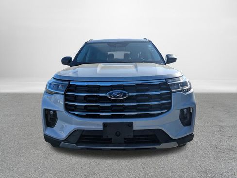 New 2026 Ford Explorer Active w/ Active Comfort Package image 8