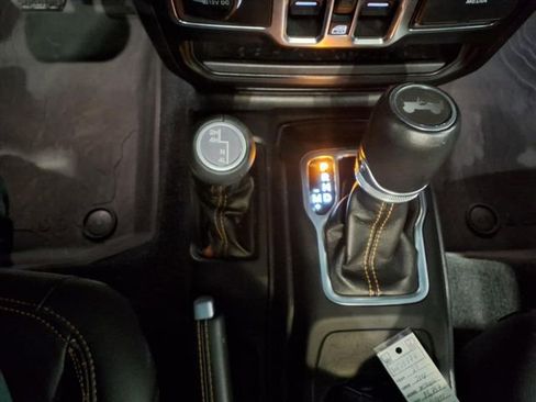 Used 2023 Jeep Wrangler Altitude image 26