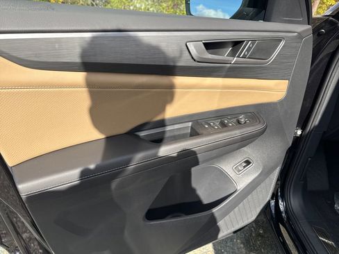 New 2026 Volkswagen Atlas Cross Sport SE image 5