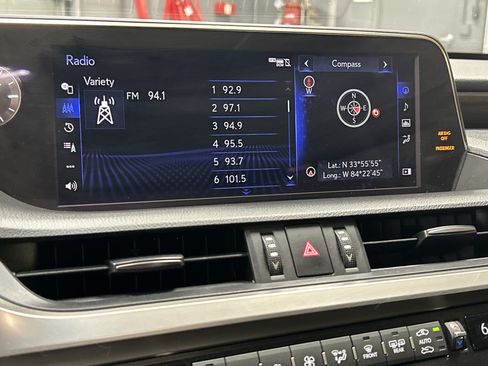 Used 2019 Lexus ES 350 w/ Accessory Package FWD image 23
