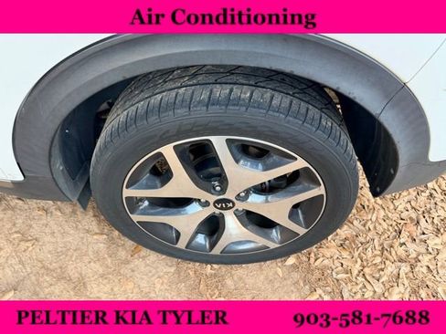 Certified 2017 Kia Sportage SX image 10