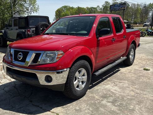 Used 2011 Nissan Frontier SV w/ SV Premium Utility Pkg RWD image 1