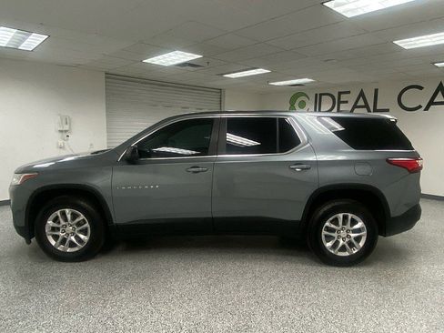 Used 2021 Chevrolet Traverse LS image 8