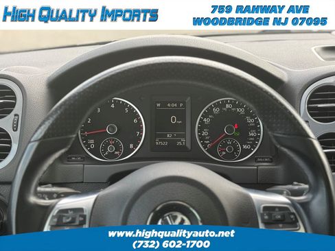 Used 2014 Volkswagen Tiguan R-Line AWD/4WD image 31