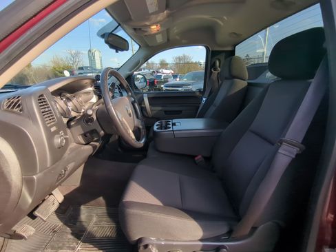 Used 2013 Chevrolet Silverado 2500 LT w/ Interior Plus Package image 9