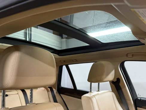 Used 2014 BMW X1 sDrive28i RWD image 7