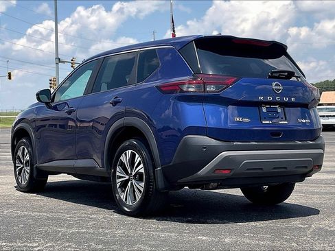 Used 2023 Nissan Rogue SV AWD/4WD image 4