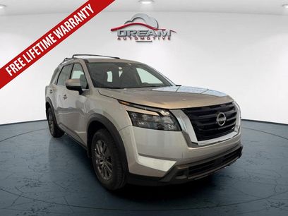 New 2025 Nissan Pathfinder SV