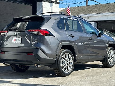 Certified 2023 Toyota RAV4 XLE Premium image 4