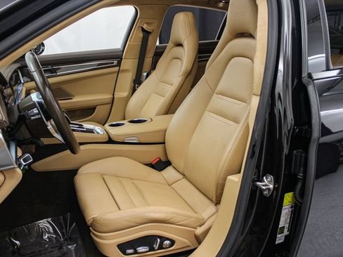 Used 2017 Porsche Panamera Turbo w/ Sport Chrono Package AWD/4WD image 19