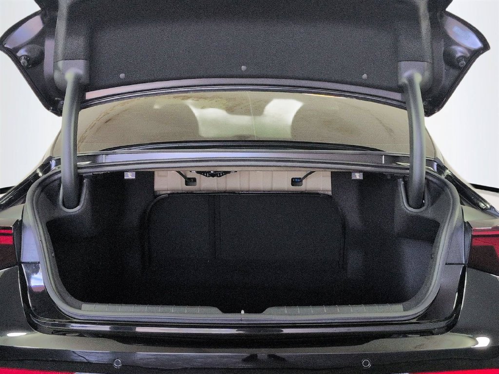 Used 2026 Kia K5 GT-Line w/ GT-Line Premium Package FWD image 16