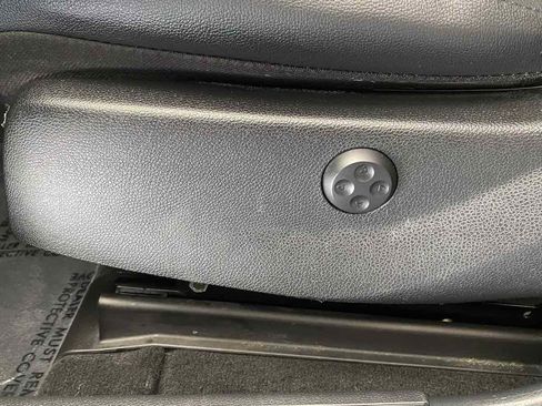 Used 2011 Mercedes-Benz GLK 350 2WD w/ Premium 1 Pkg image 26