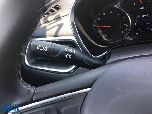 Used 2023 Chevrolet Equinox LT image 34