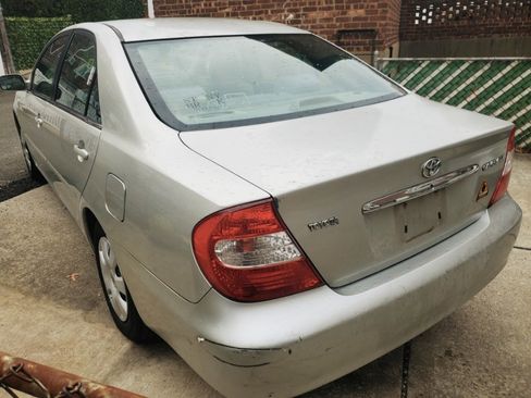 Used 2003 Toyota Camry LE image 9