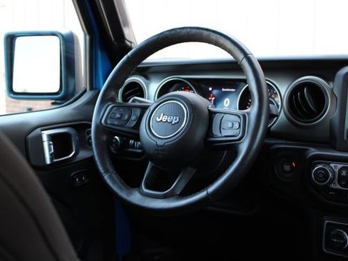 Used 2021 Jeep Gladiator Sport AWD/4WD image 45