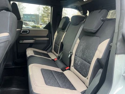 Used 2022 Ford Bronco Wildtrak image 12