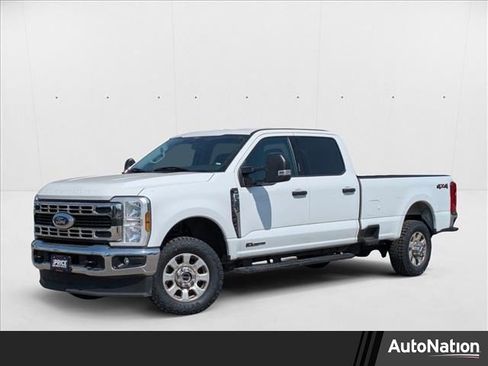 Used 2024 Ford F350 XLT image 1