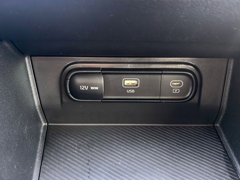 Used 2023 Kia Sportage LX image 33