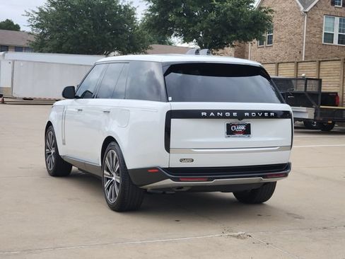 Used 2025 Land Rover Range Rover Autobiography AWD/4WD image 3