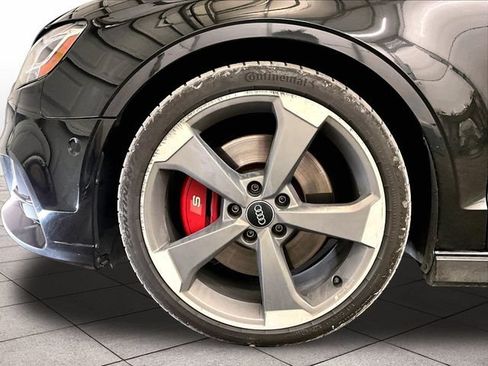 Used 2020 Audi S3 Premium Plus w/ Premium Plus Package AWD/4WD image 8
