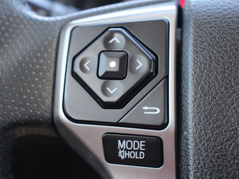 Certified 2019 Toyota 4Runner SR5 Premium AWD/4WD image 27