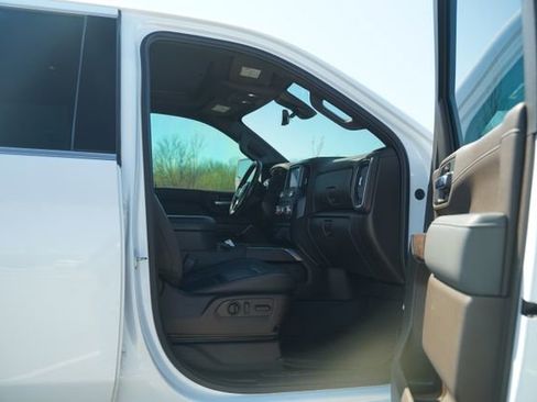 Used 2020 GMC Sierra 2500 Denali w/ Denali Ultimate Package image 19