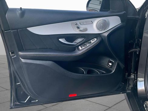 Used 2020 Mercedes-Benz GLC 300 4MATIC Coupe image 22