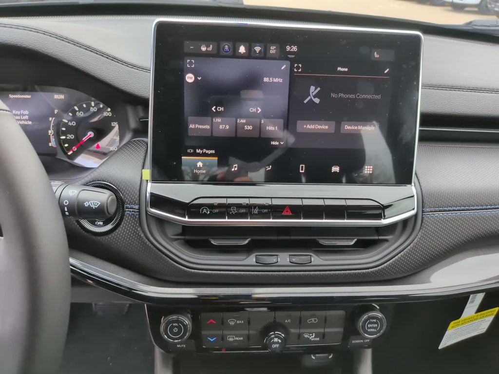 New 2026 Jeep Compass Latitude AWD/4WD image 27