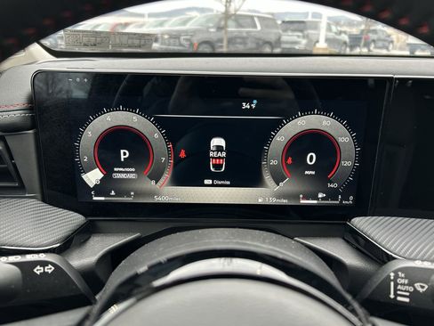 Used 2025 Nissan Kicks SR w/ SR Premium Package image 26