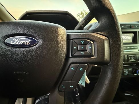 Used 2018 Ford F150 XLT image 28