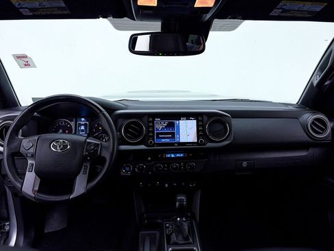 Used 2021 Toyota Tacoma TRD Sport w/ TRD Premium Sport Package AWD/4WD image 23