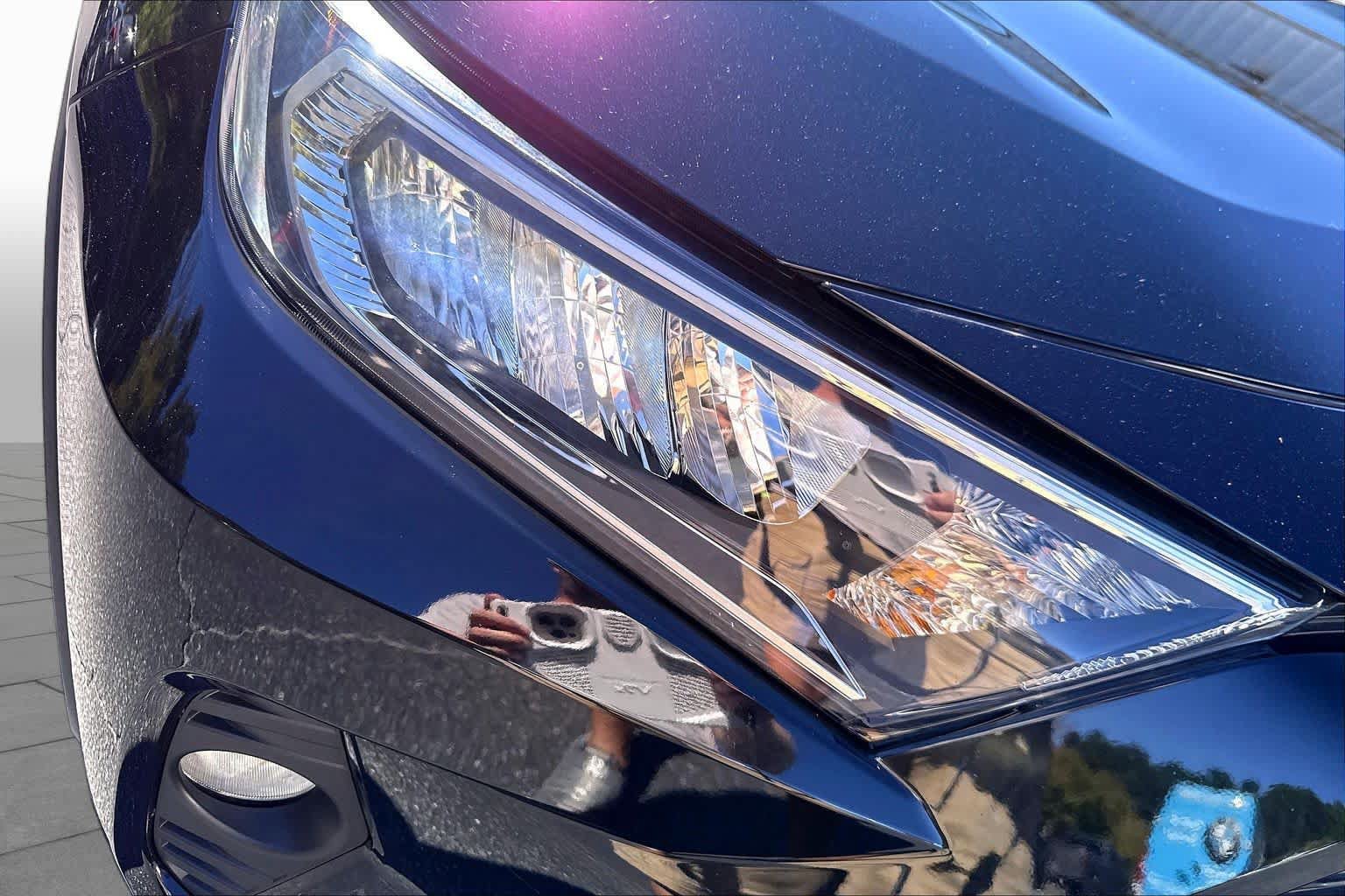 Used 2019 Toyota RAV4 XLE Premium w/ Cold Weather Package AWD/4WD image 28