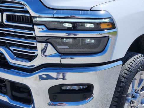 New 2026 RAM 2500 Laramie AWD/4WD image 6