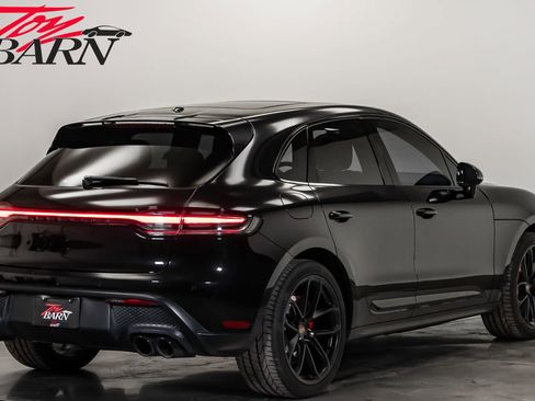 Used 2023 Porsche Macan GTS w/ GTS Sport Package image 5