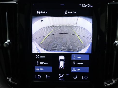 Used 2021 Volvo XC60 T5 R-Design w/ Protection Package Premier image 16