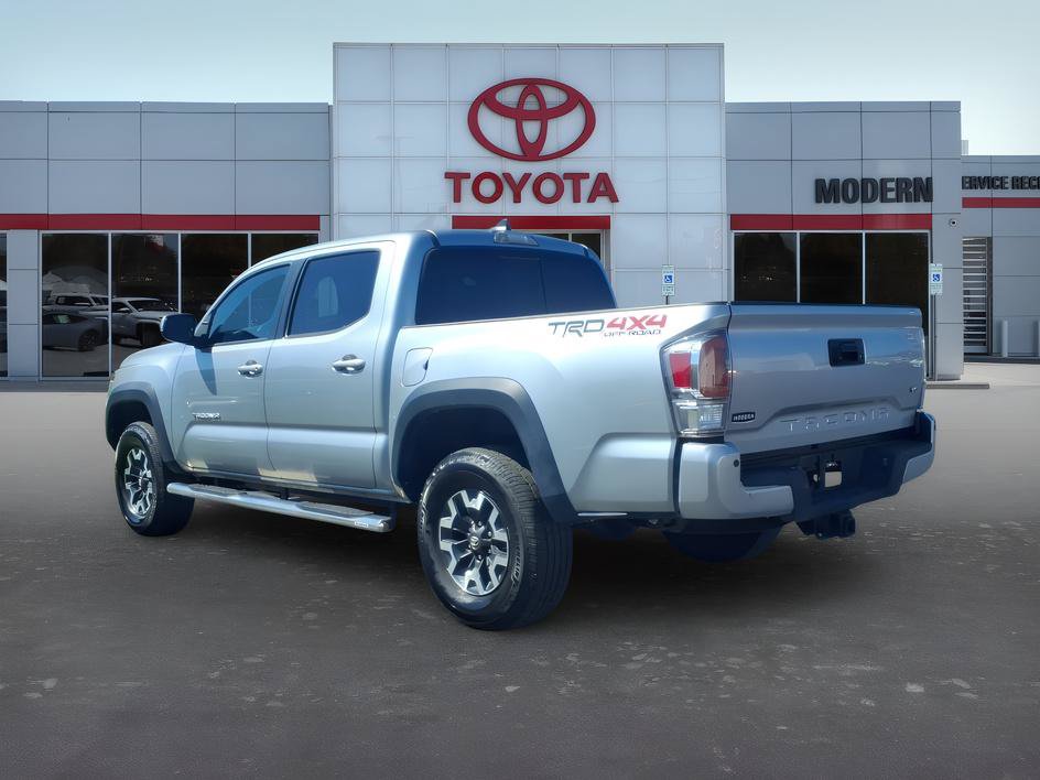 Certified 2023 Toyota Tacoma TRD Off-Road w/ Technology Package AWD/4WD image 3