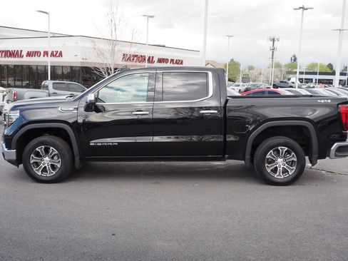 Used 2025 GMC Sierra 1500 SLT AWD/4WD image 7