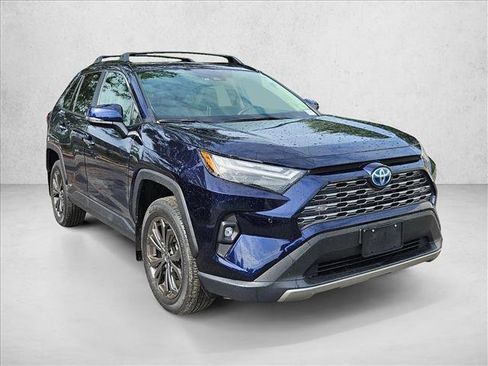 Used 2022 Toyota RAV4 Limited w/ Limited Grade Weather Package AWD/4WD image 3
