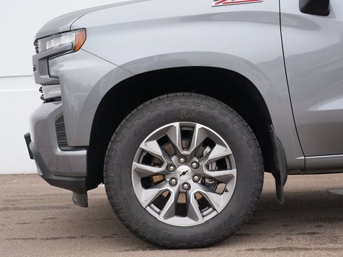 Used 2022 Chevrolet Silverado 1500 RST AWD/4WD image 13