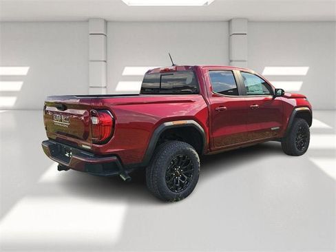 New 2026 GMC Canyon Elevation w/ Convenience Package image 5