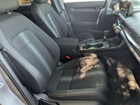 Used 2025 Honda Civic Sport image 19