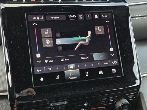 New 2025 Jeep Grand Cherokee Altitude RWD image 11