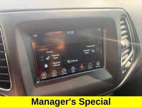Used 2020 Jeep Compass Latitude w/ Cold Weather Group AWD/4WD image 24